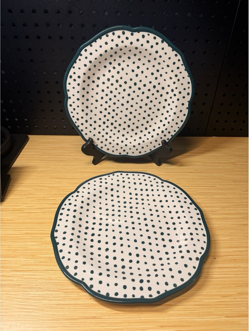 2X The Pioneer Woman~Forest Green Polka Dot 10 1/2" Scalloped Edge Plate - VGUC